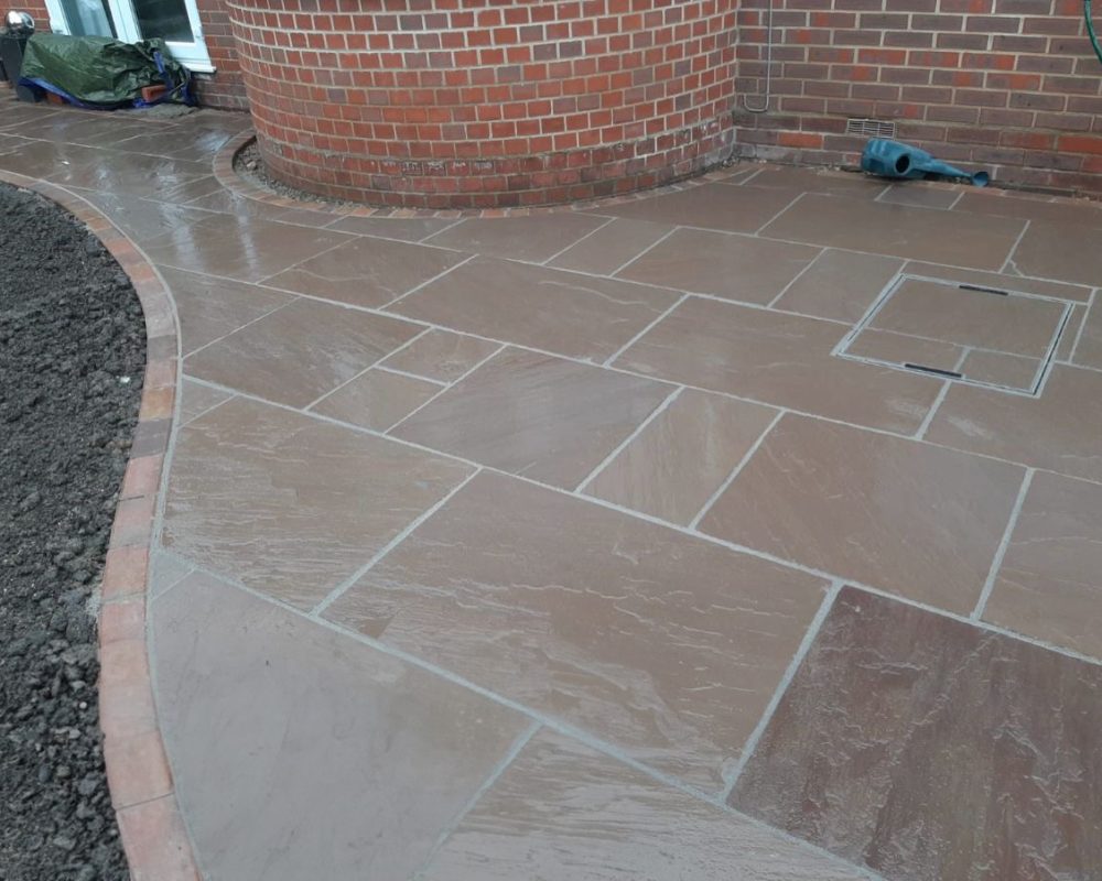 JT Contractors & Sons - Autumn Brown Riven Edge