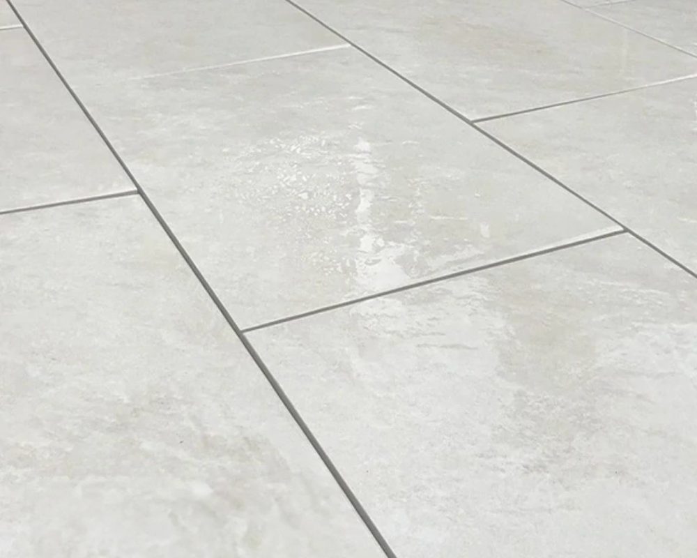 JT Contractors & Sons - Quartz White